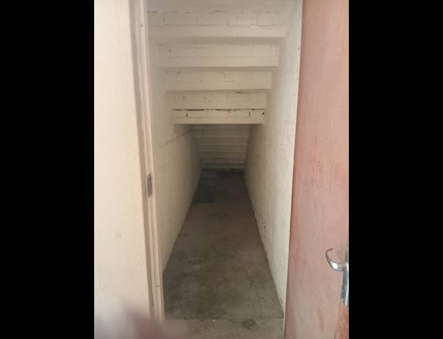 2 BEDROOM TOWNHOUSE FOR SALE IN NEW REDRUTH